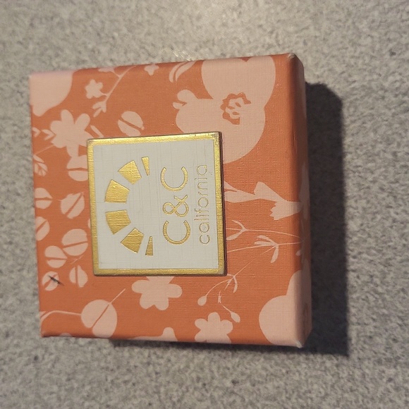 C&C California Earrings,  Red , Gold. Brand New - Picture 2 of 2